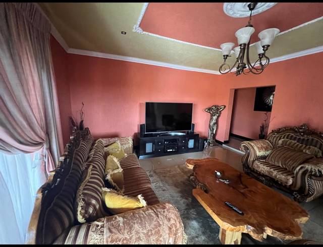 4 BEDROOM HOUSE FOR SALE IN ELIGWA ESTATE